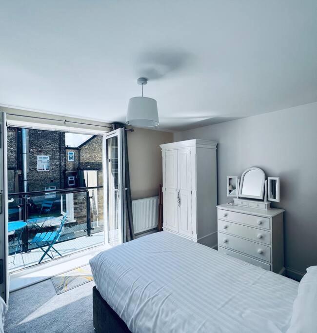 100 Steps To Broadstairs Beach - 2 Bedroom 3 Beds 外观 照片